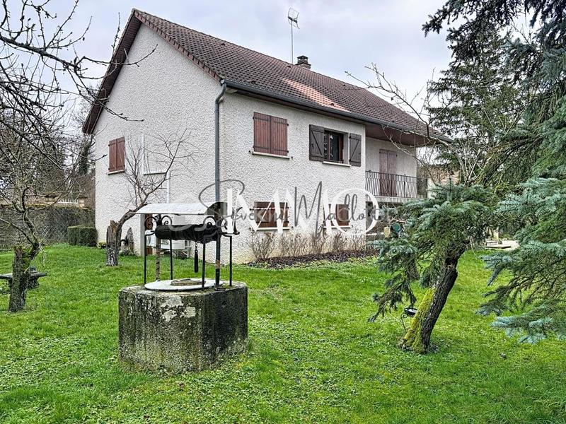 Maison - 100 m² - 5 pièces