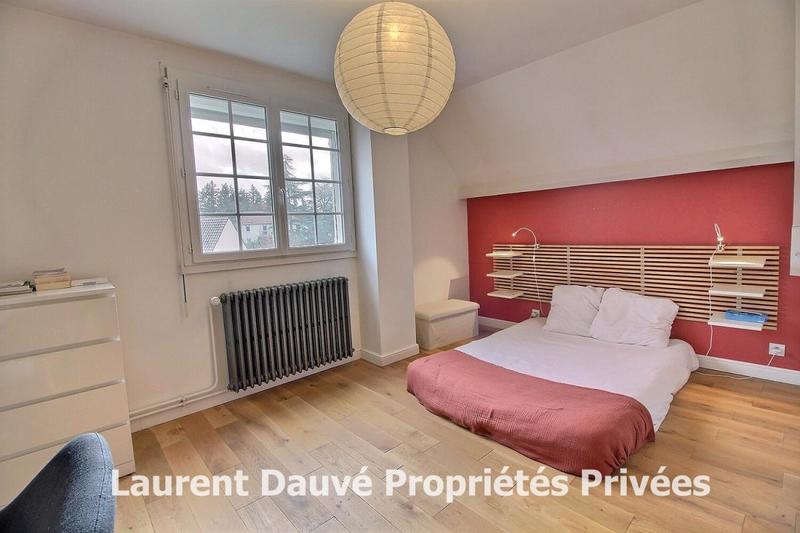 Maison - 162 m² - 7 pièces