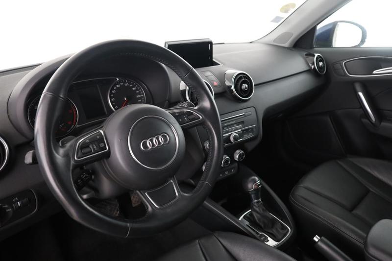 Audi A1 sportback 1.6 Tdi Ambition Luxe s tronic 116 ch