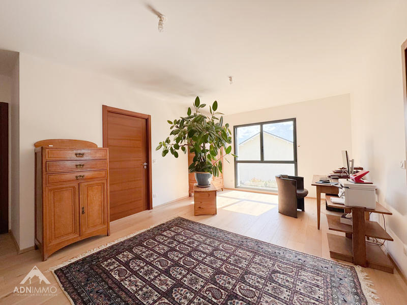 Maison - 175 m² - 6 pièces