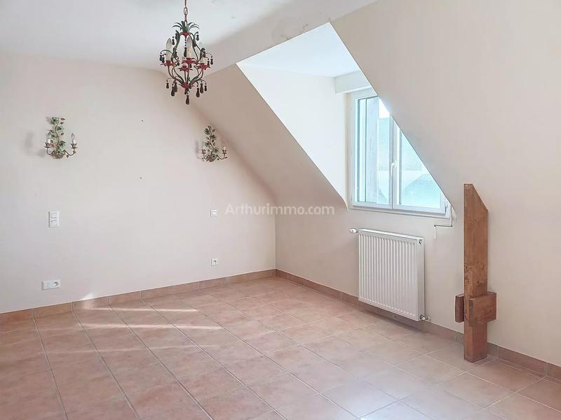 Maison - 204 m² - 6 pièces