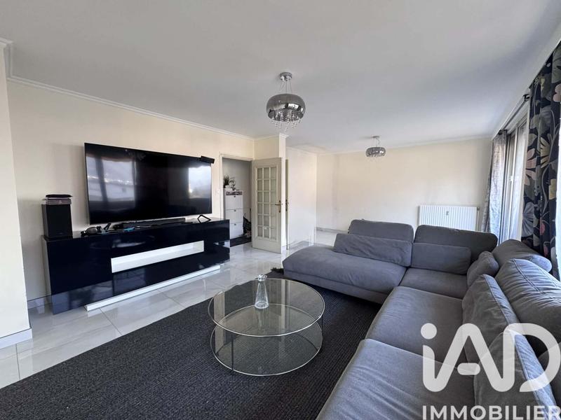 Appartement - 75 m² - 4 pièces