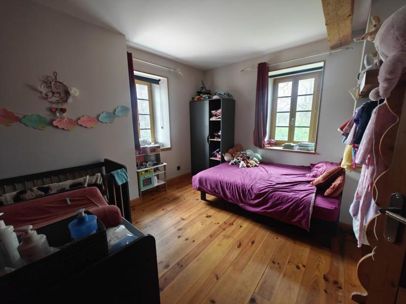 Propriété - 260 m² - 4 pièces
