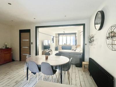 Maison - 154 m² - 5 pièces