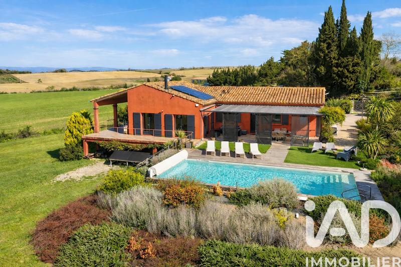 Maison - 185 m² - 7 pièces