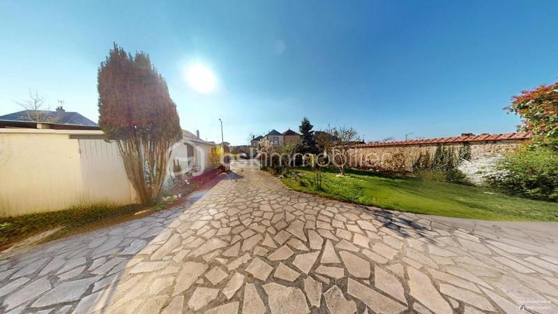 Maison de maîtres - 140 m² - 6 pièces