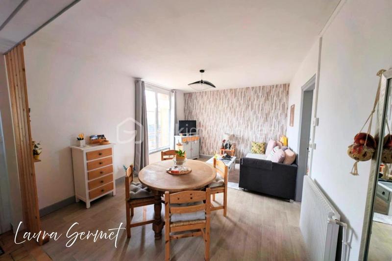 Maison de ville - 75 m² - 4 pièces