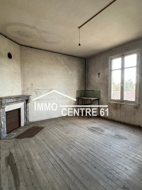 Maison - 200 m² - 9 pièces