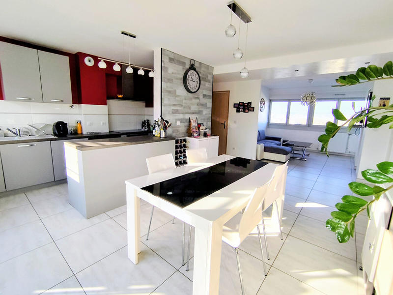 Appartement - 67 m² - 3 pièces