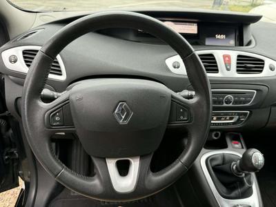 Renault Scénic III 1.9 DCi 131 Cv