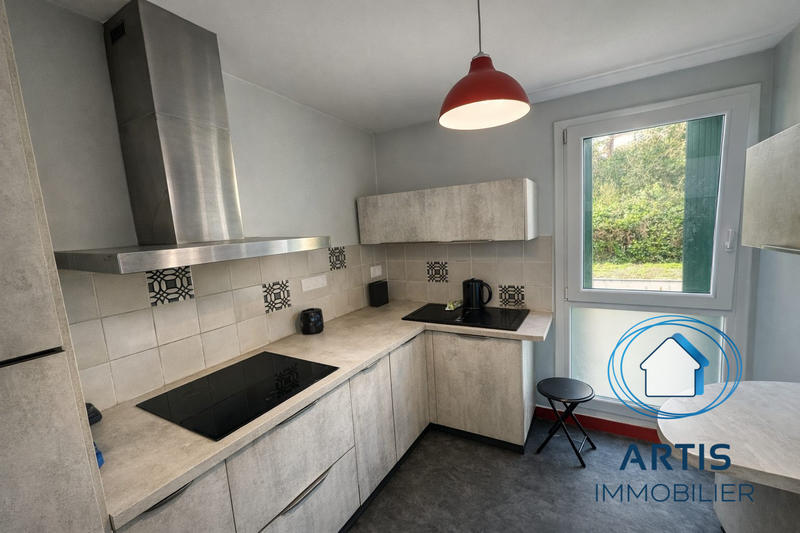 Appartement - 75 m² - 3 pièces