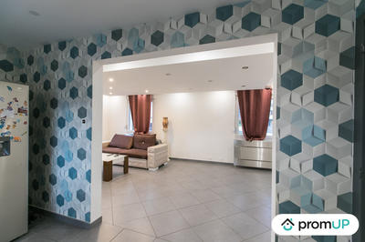 Maison contemporaine - 314 m² - 9 pièces