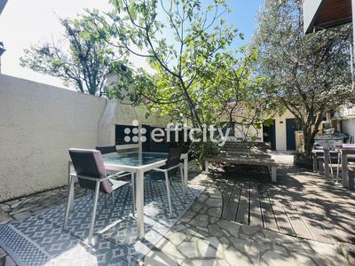 Maison - 186 m² - 7 pièces