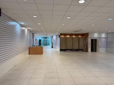 Immeuble - 268 m² - 6 pièces