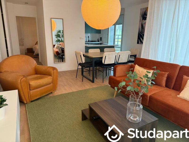 Chambre - 12 m² - 1 pièce