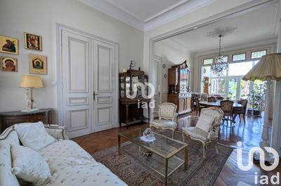 Maison - 175 m² - 8 pièces