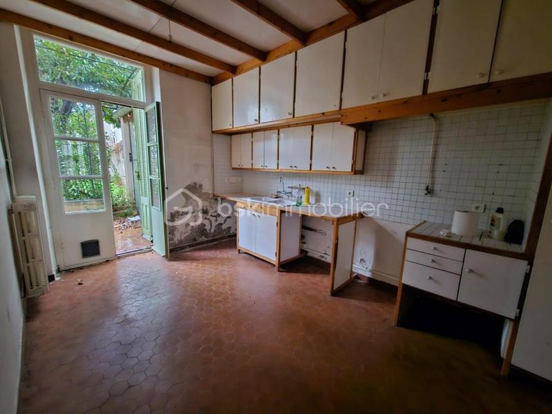 Maison - 182 m² - 6 pièces