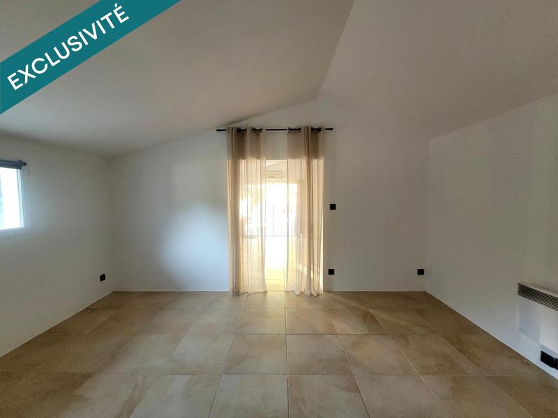 Maison - 221 m² - 5 pièces