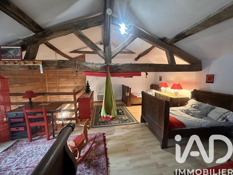 Maison de village - 220 m² - 7 pièces