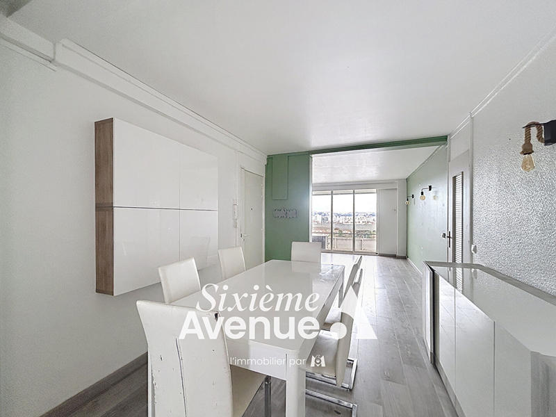 Appartement - 65 m² - 3 pièces