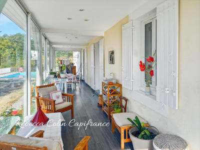 Longère - 290 m² - 12 pièces