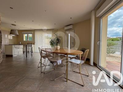 Maison - 104 m² - 5 pièces