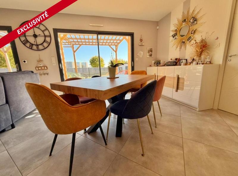 Maison - 110 m² - 5 pièces