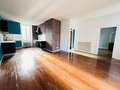 Appartement - 104 m² - 4 pièces