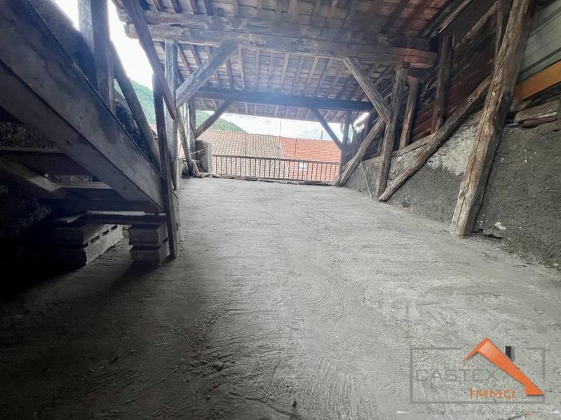 Maison de village - 287 m² - 11 pièces