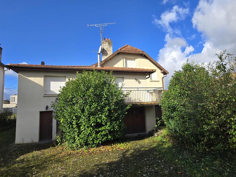 Maison - 181 m² - 7 pièces