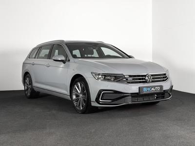 Volkswagen Passat Sw Gte 218ch Dsg Ja18 Matrix Digital Cockpit Sieges Chauf Camera Carplay Regul Acc
