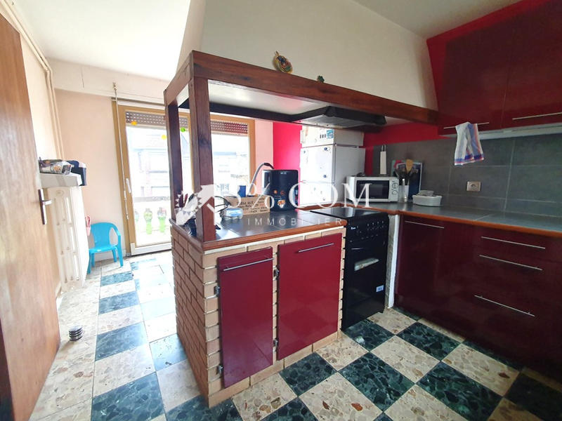 Maison - 91 m² - 5 pièces