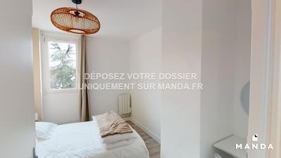 Chambre - 78 m² - 5 pièces