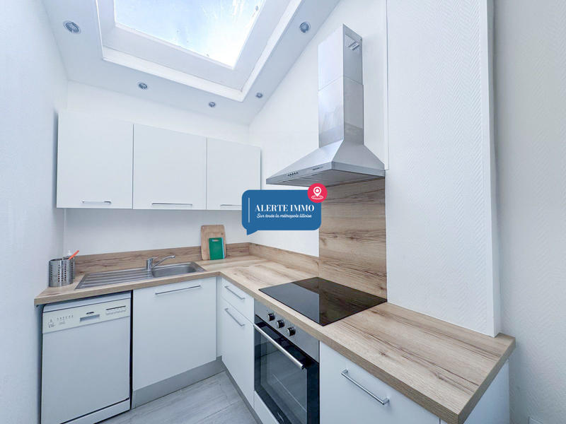 Maison - 80 m² - 5 pièces