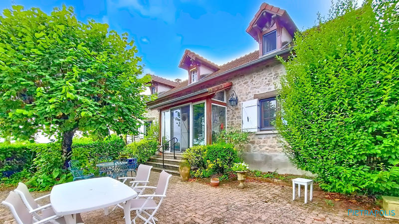 Maison ancienne - 155 m² - 6 pièces