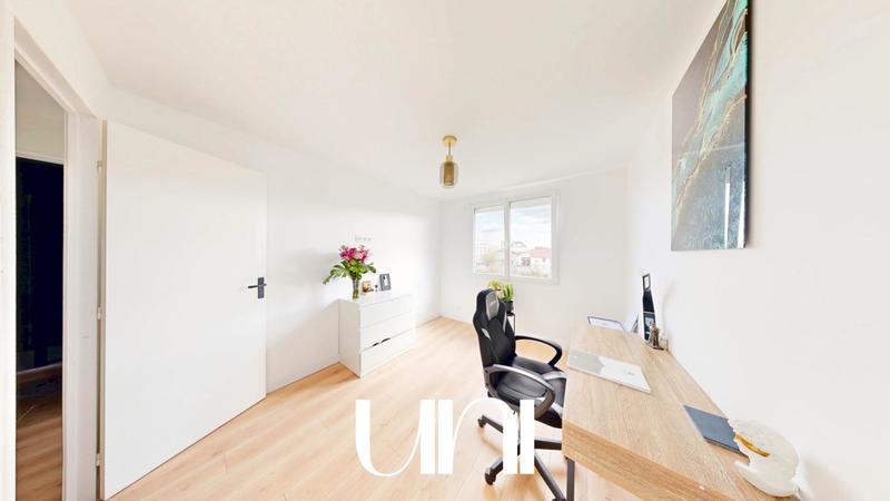 Appartement - 75 m² - 4 pièces