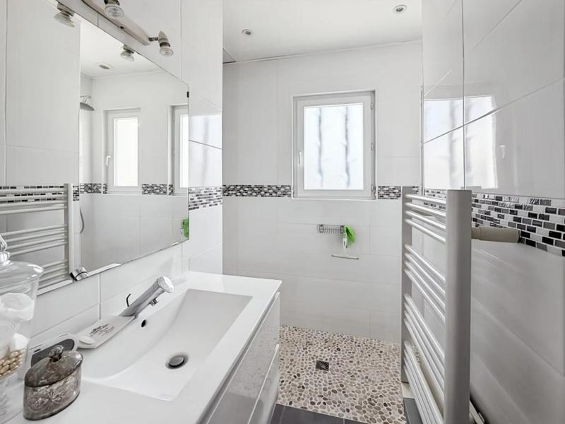 Maison - 135 m² - 6 pièces