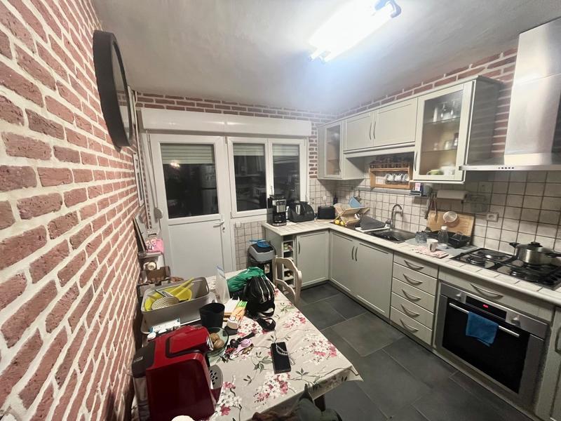 Maison - 85 m² - 5 pièces