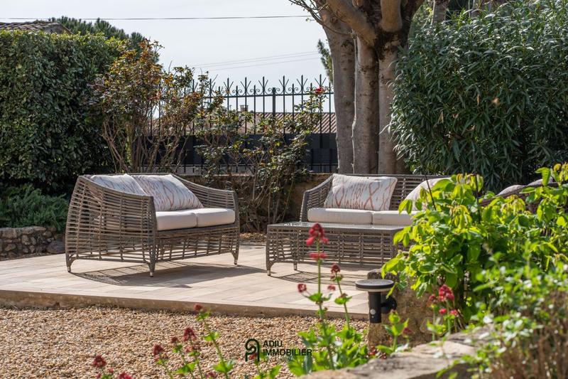 Mas - 350 m² - 9 pièces