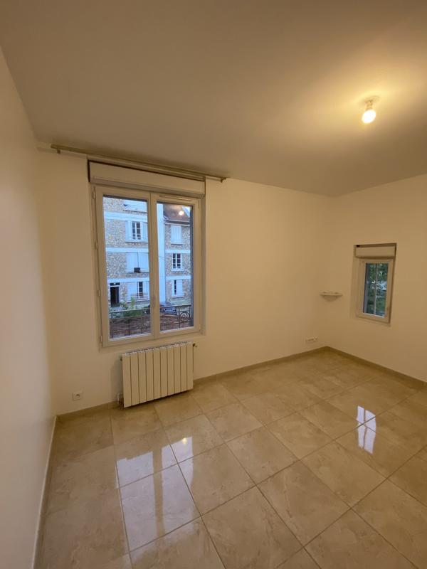 Maison - 210 m² - 6 pièces