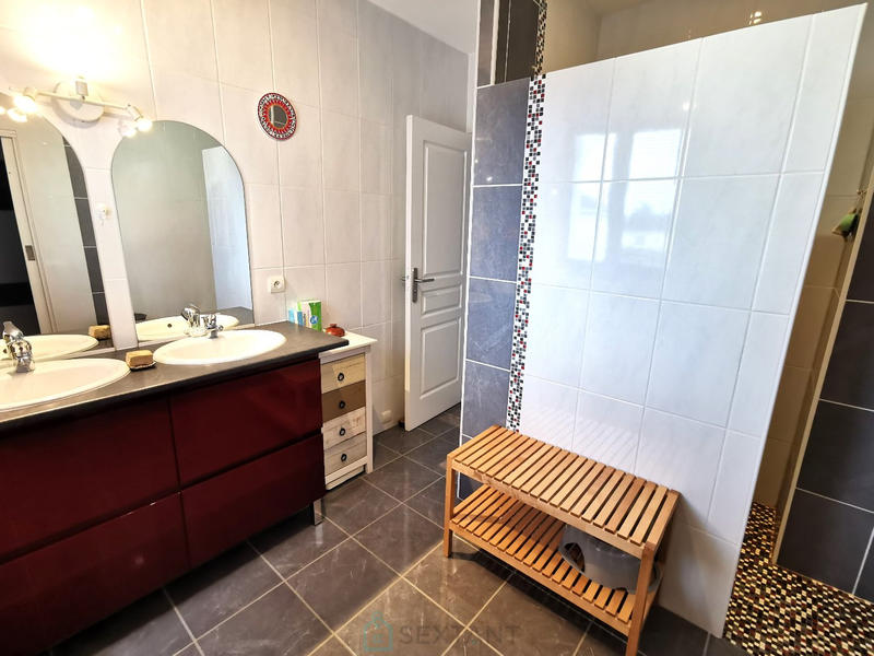 Maison - 133 m² - 6 pièces