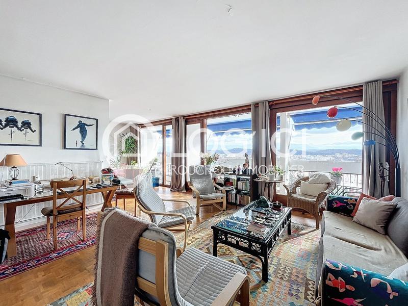 Appartement - 96 m² - 4 pièces