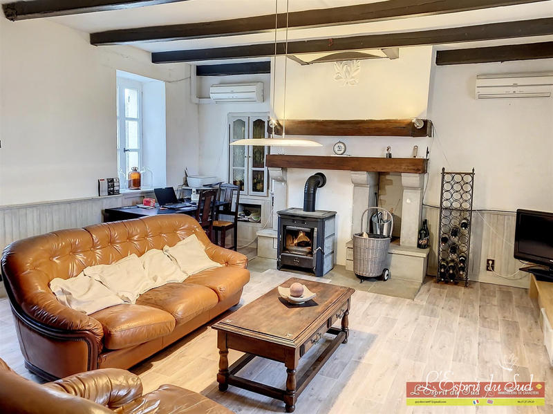 Maison - 280 m² - 4 pièces