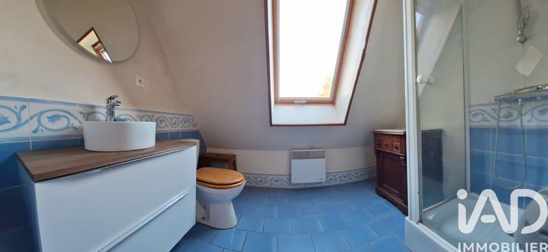 Maison - 186 m² - 8 pièces