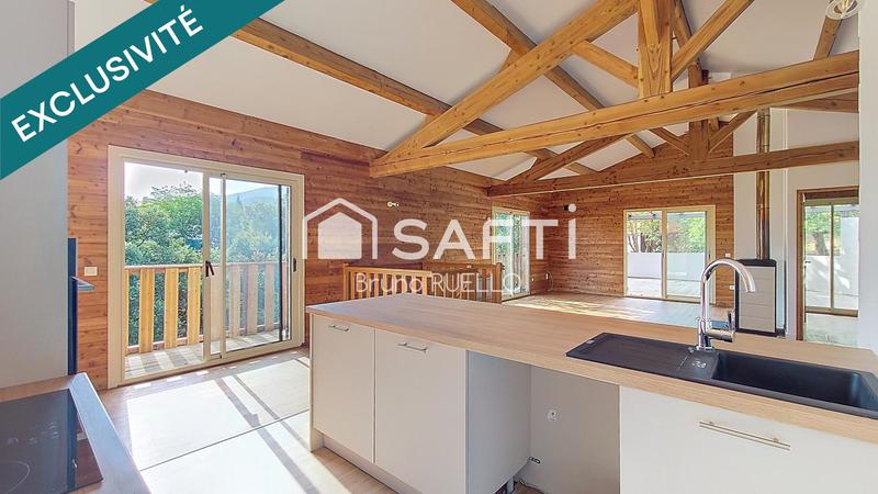 Maison - 139 m² - 5 pièces