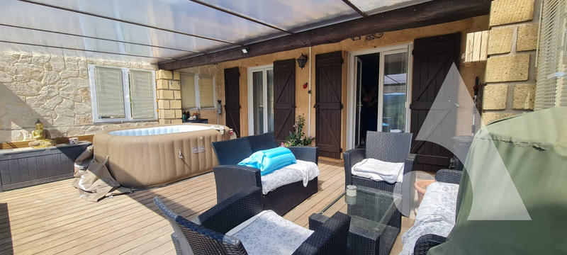 Maison - 128 m² - 4 pièces