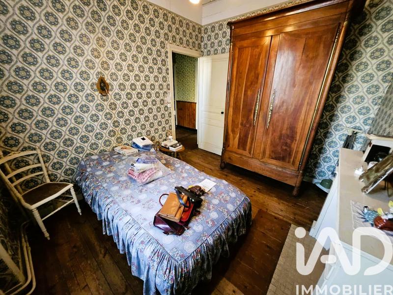 Maison - 120 m² - 8 pièces