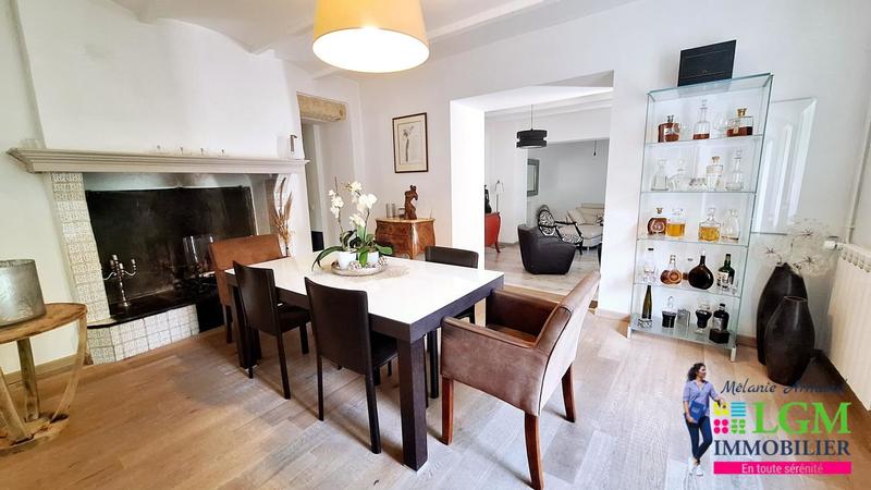 Maison - 258 m² - 5 pièces