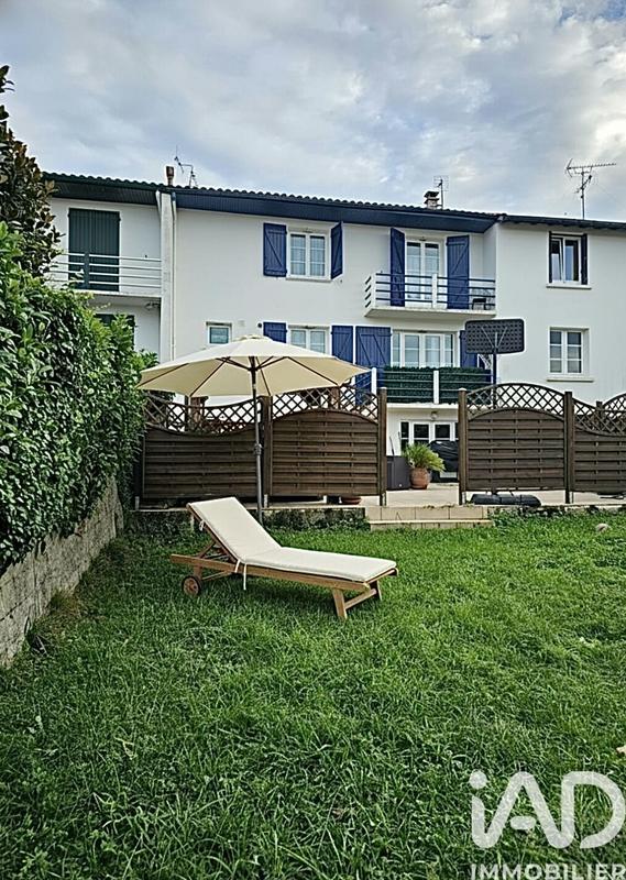 Maison - 96 m² - 5 pièces