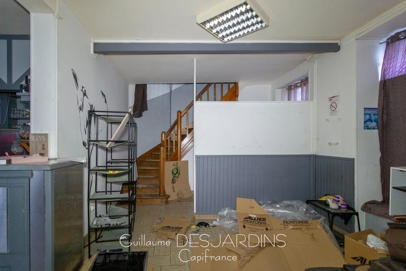 Immeuble - 150 m² - 8 pièces